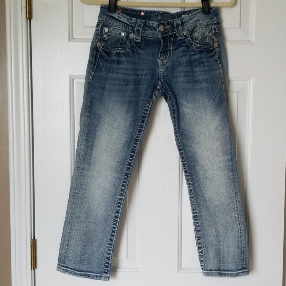 Miss Me Signature Cropped Jean size 26